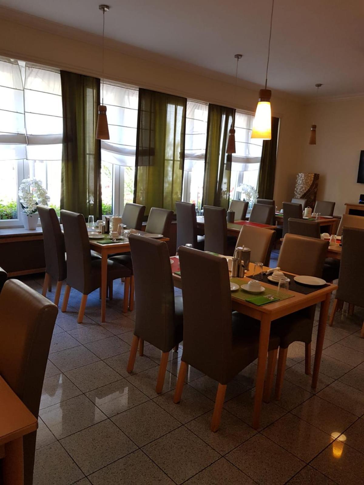 Hotel Drei Kronen Дортмунд Екстериор снимка