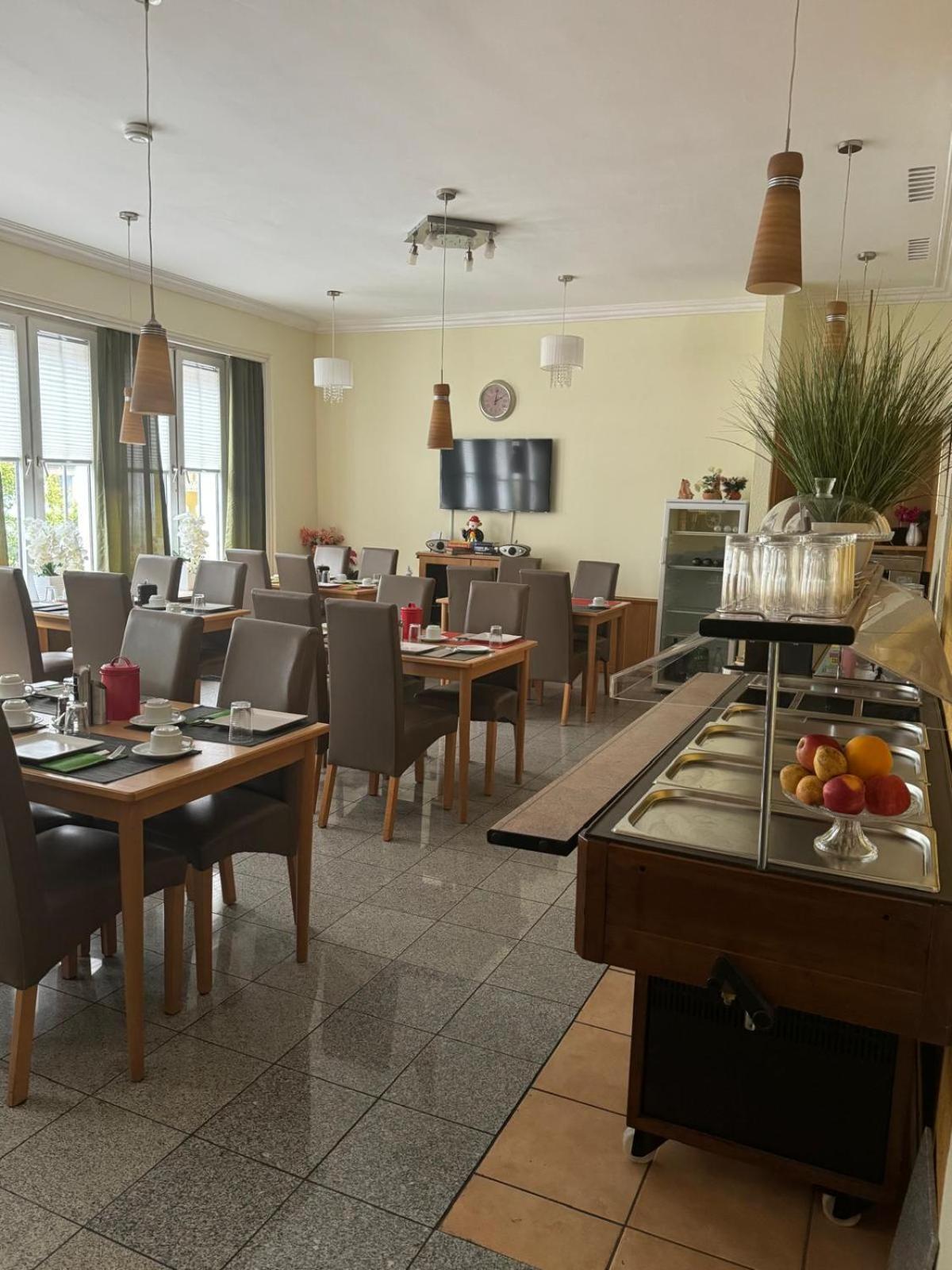 Hotel Drei Kronen Дортмунд Екстериор снимка