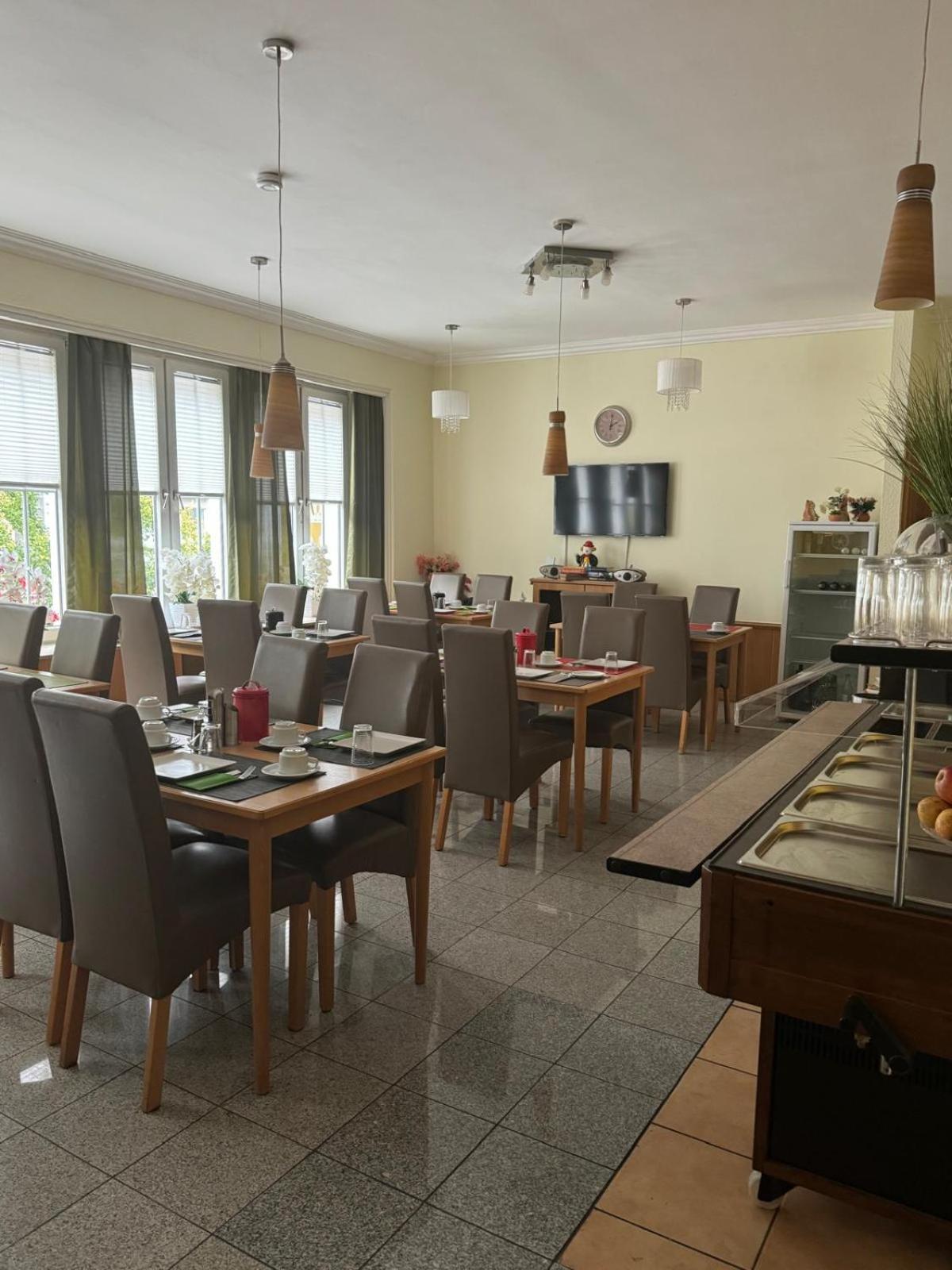 Hotel Drei Kronen Дортмунд Екстериор снимка