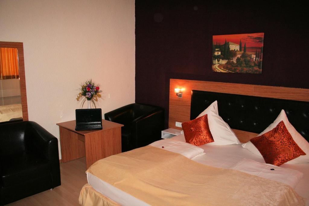 Hotel Drei Kronen Дортмунд Екстериор снимка